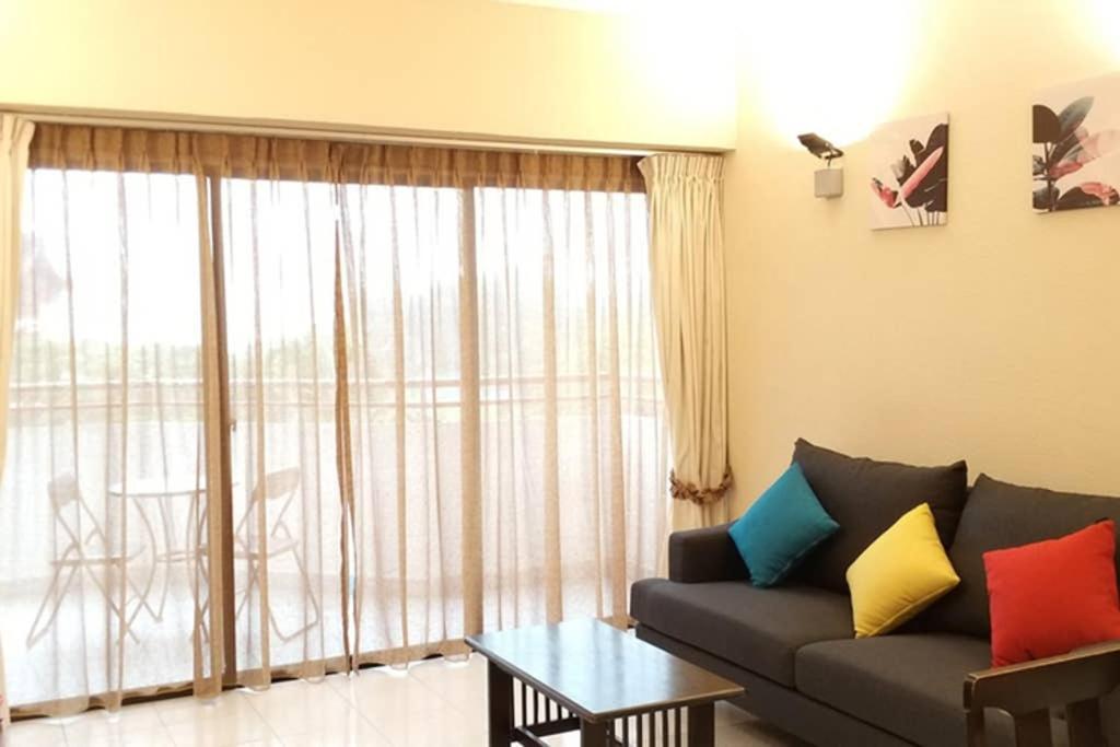 Poolview Resort Batu Ferringhi 502 - 2 Rooms Zewnętrze zdjęcie